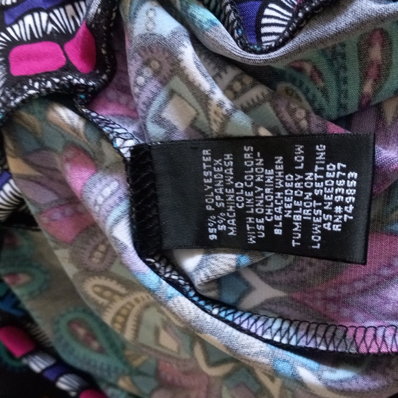 NWT Nicole Miller Multi Colored Pasley Like Design Dress. Size Med - Picture 10 of 11